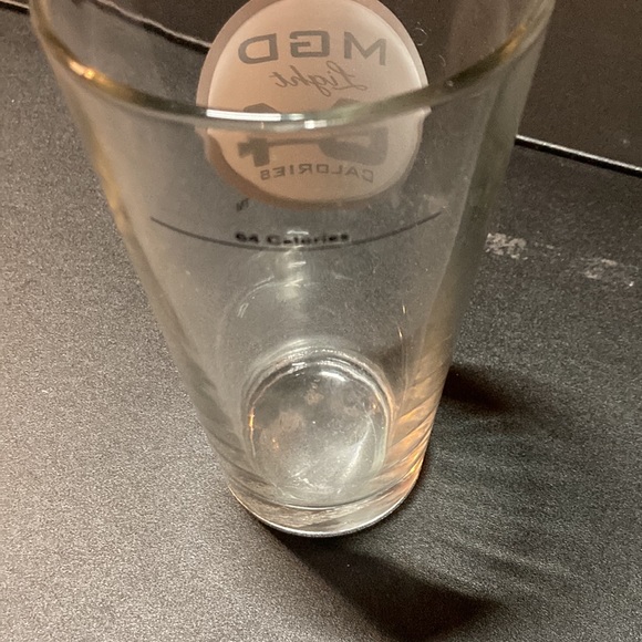 MGD Light pint glass - Picture 3 of 4
